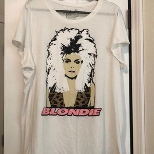 Torrid Blondie Tshirt size 4
